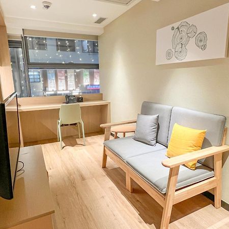 Готель Urbanwood Ap Lei Chau Гонконг Екстер'єр фото